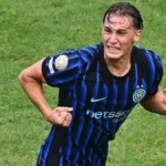 Pio Esposito con la maglia dell'Inter
