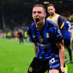 Davide Frattesi con la maglia dell'Inter