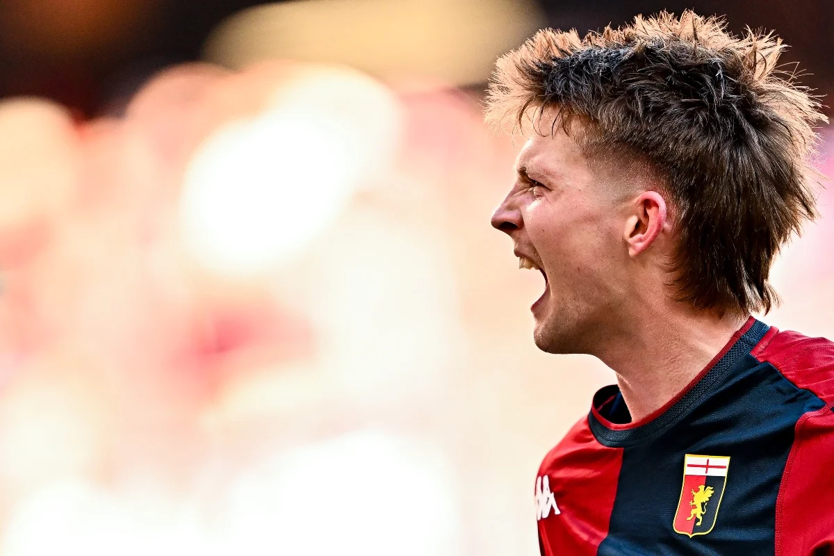 Morten Frendrup con la maglia del Genoa
