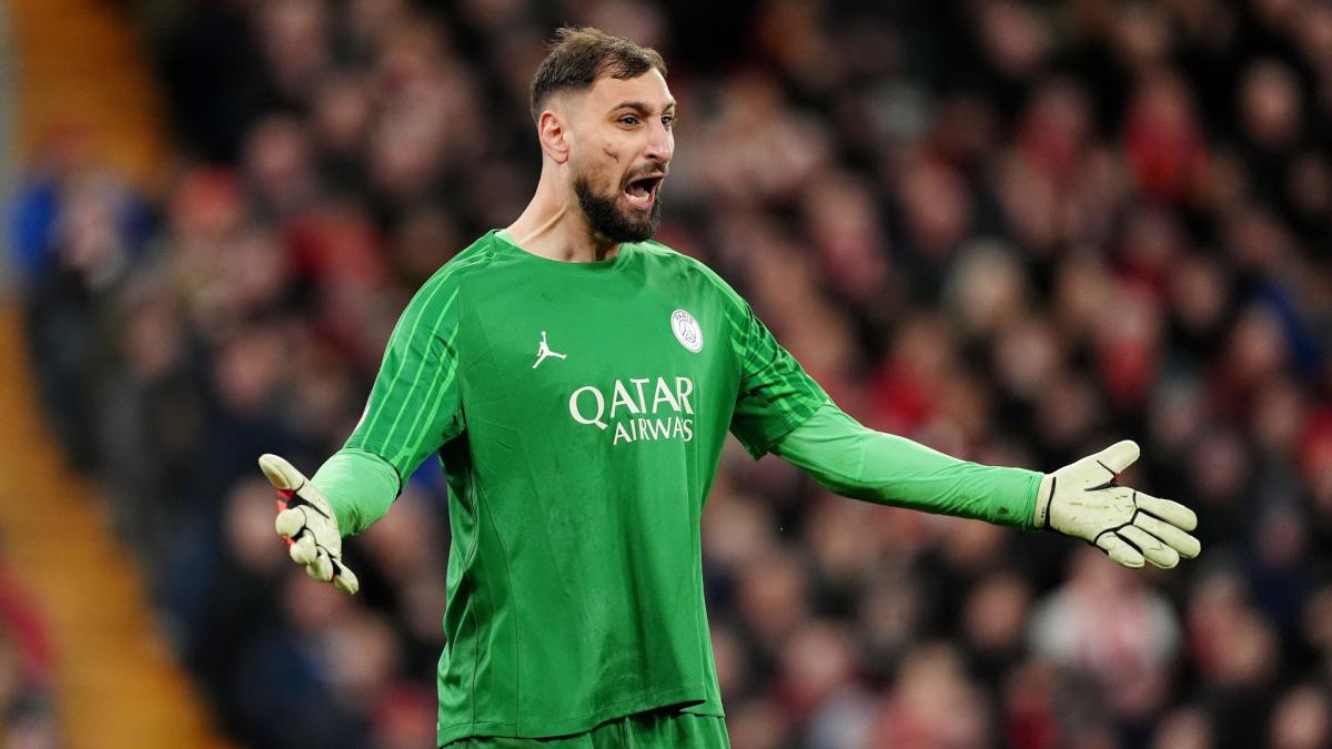 Donnarumma con la maglia del PSG