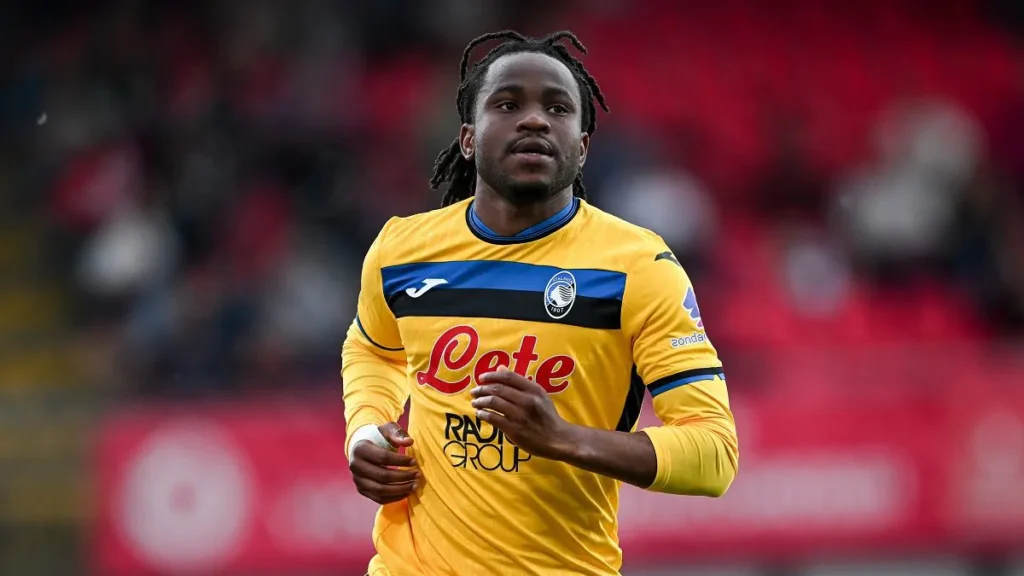 Lookman con la maglia dell'Inter