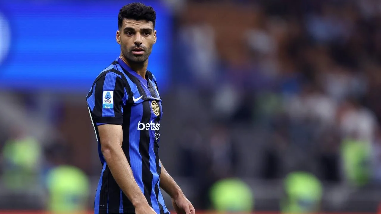 Mehdi Taremi con la maglia dell'Inter