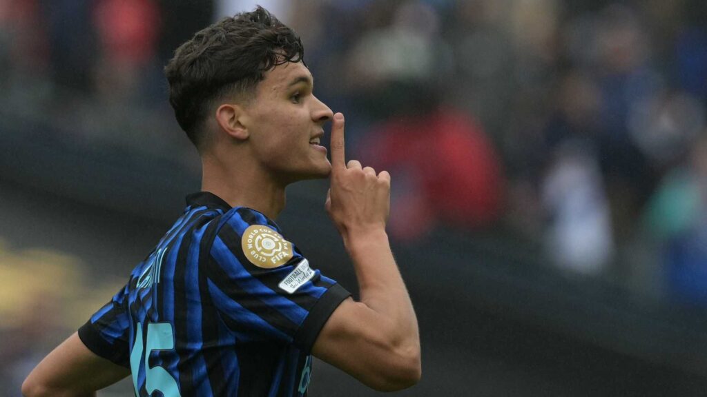 Valentin Carboni con la maglia dell'Inter
