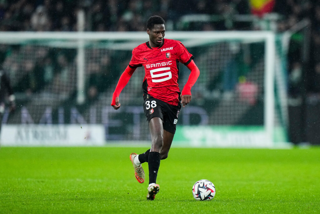 Djaoui Cissé in azione con la maglia del Rennes
