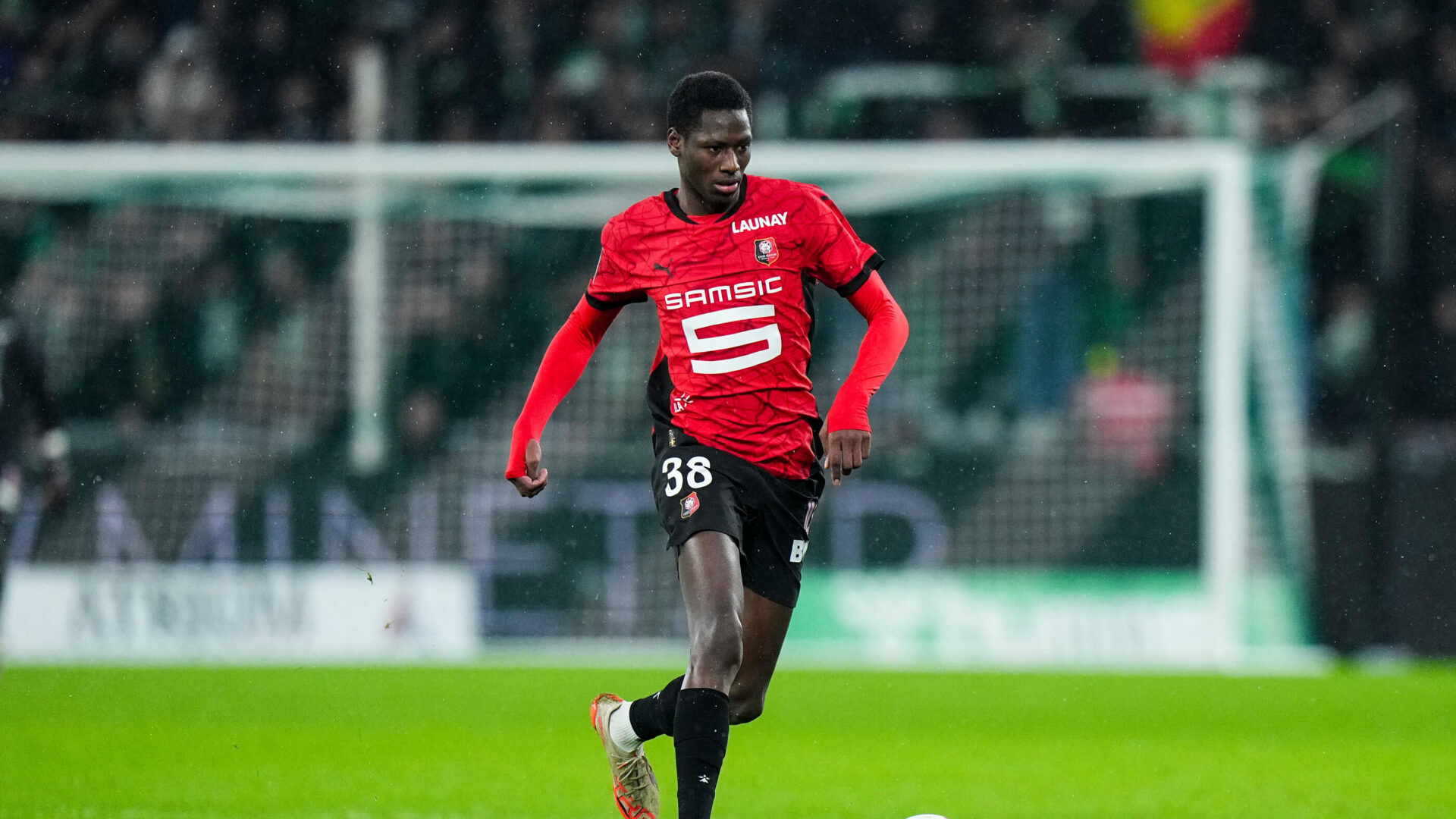 Djaoui Cissé in azione con la maglia del Rennes