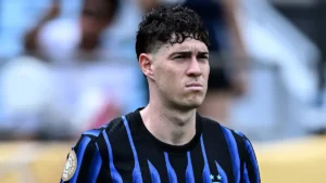 Bastoni con la maglia dell'Inter