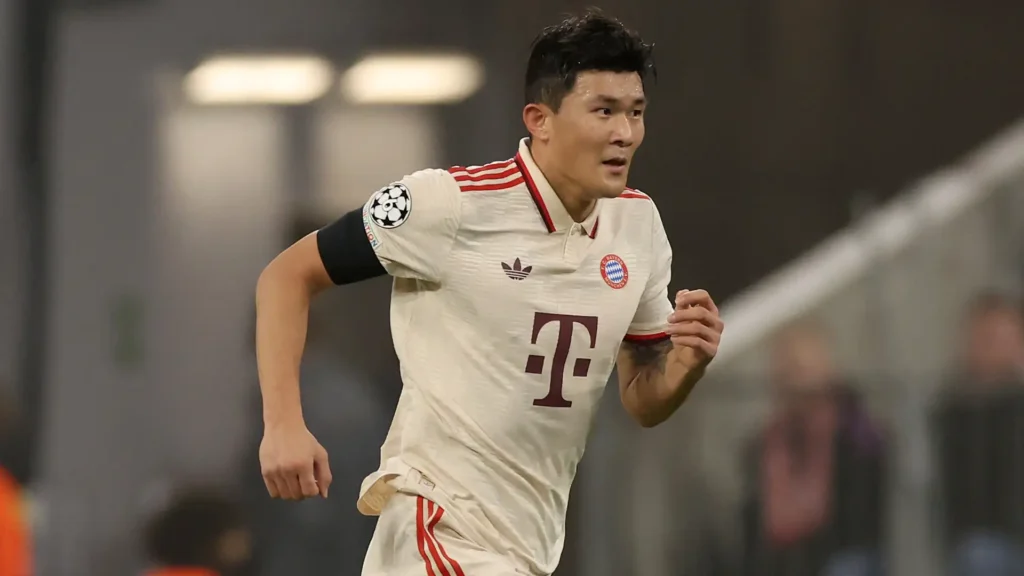 Kim-Min Jae con la maglia del Bayern Monaco