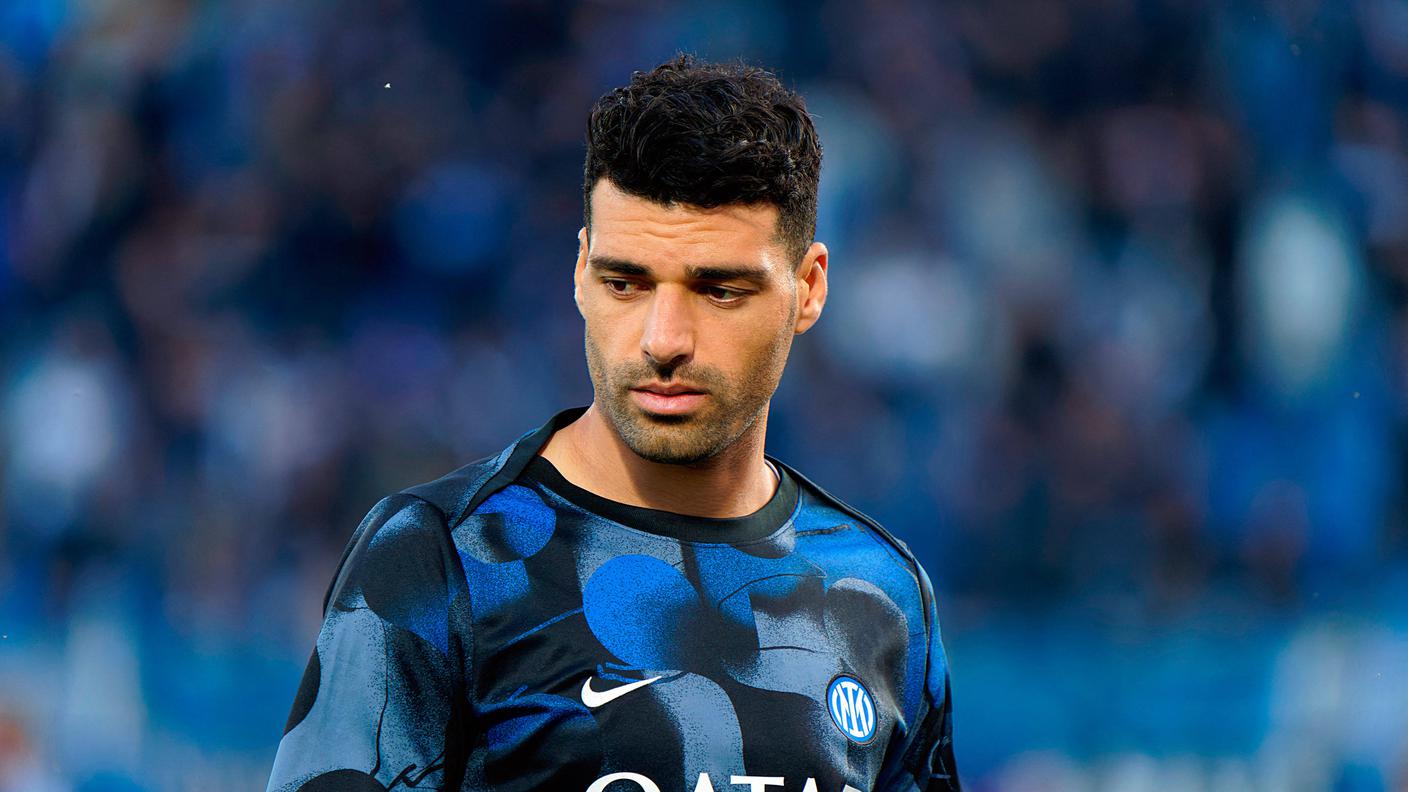 Inter, Taremi vicino all’Olypiakos: superato anche il Lione Inter, Taremi vicino all’Olypiakos: superato anche il Lione