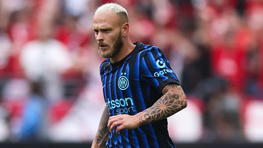 Federico Dimarco con la maglia dell'Inter