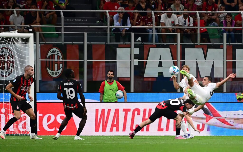 Il gol di Bonazzoli che stende il Milan