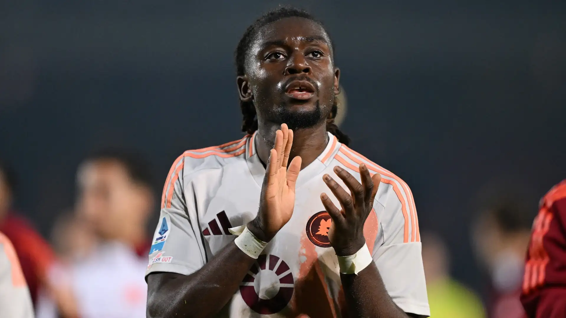 Manu Kone con la maglia della Roma