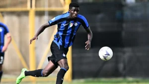 Sarr con la maglia dell'Inter