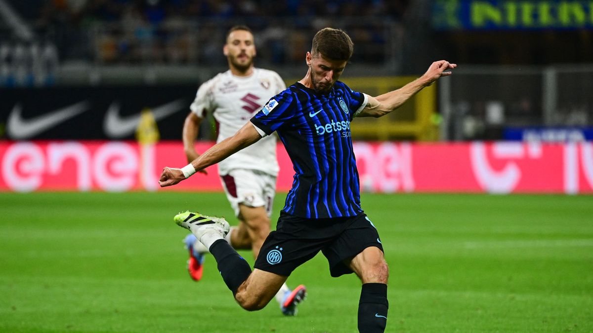 Inter, Sucic e le sue origini: “Sono cresciuto in un piccolo villaggio” Inter, Sucic e le sue origini: “Sono cresciuto in un piccolo villaggio”