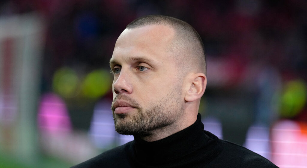 Heitinga, tecnico dell'Ajax