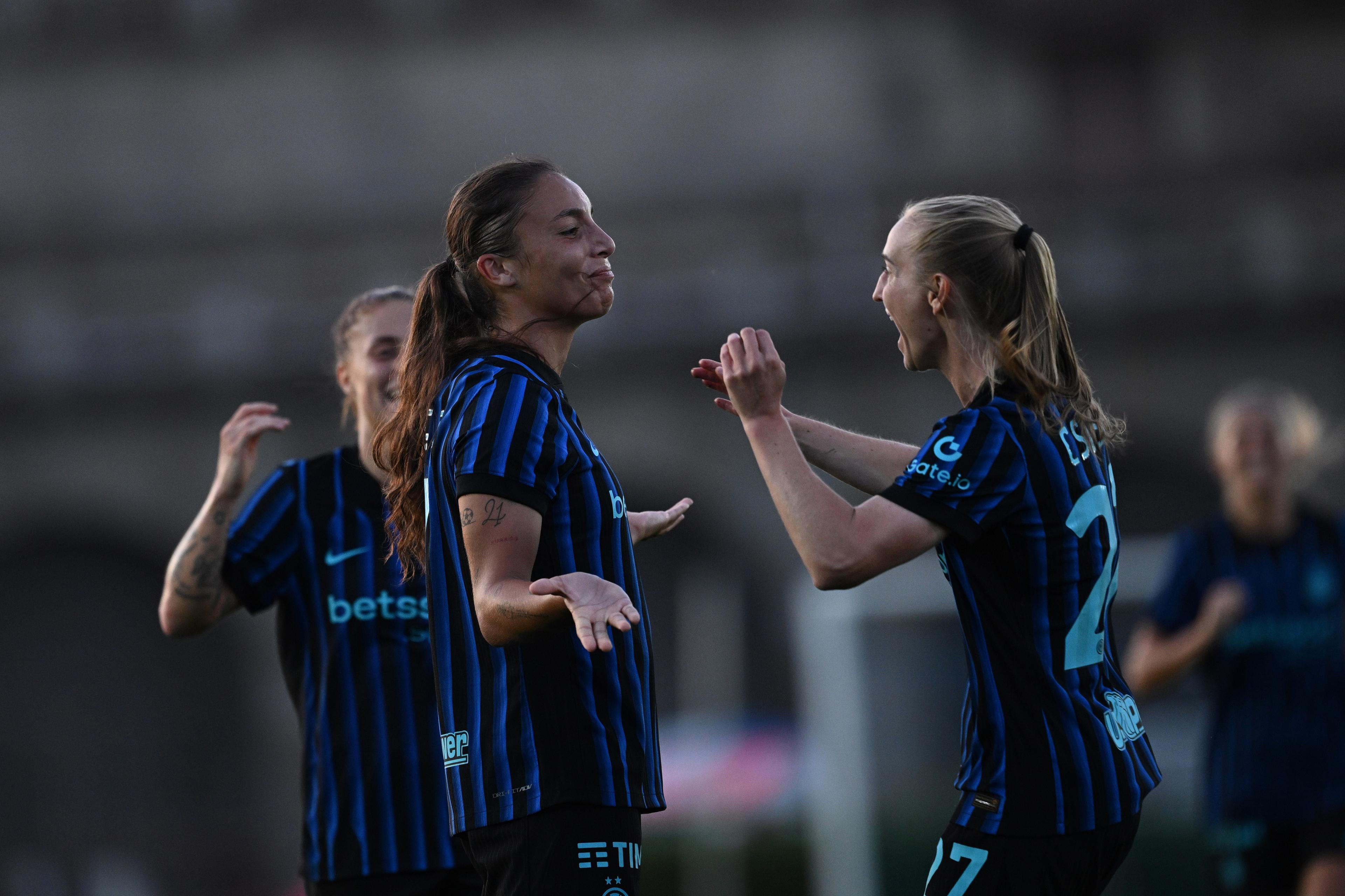 Bugeja e Csiszar, Inter Women
