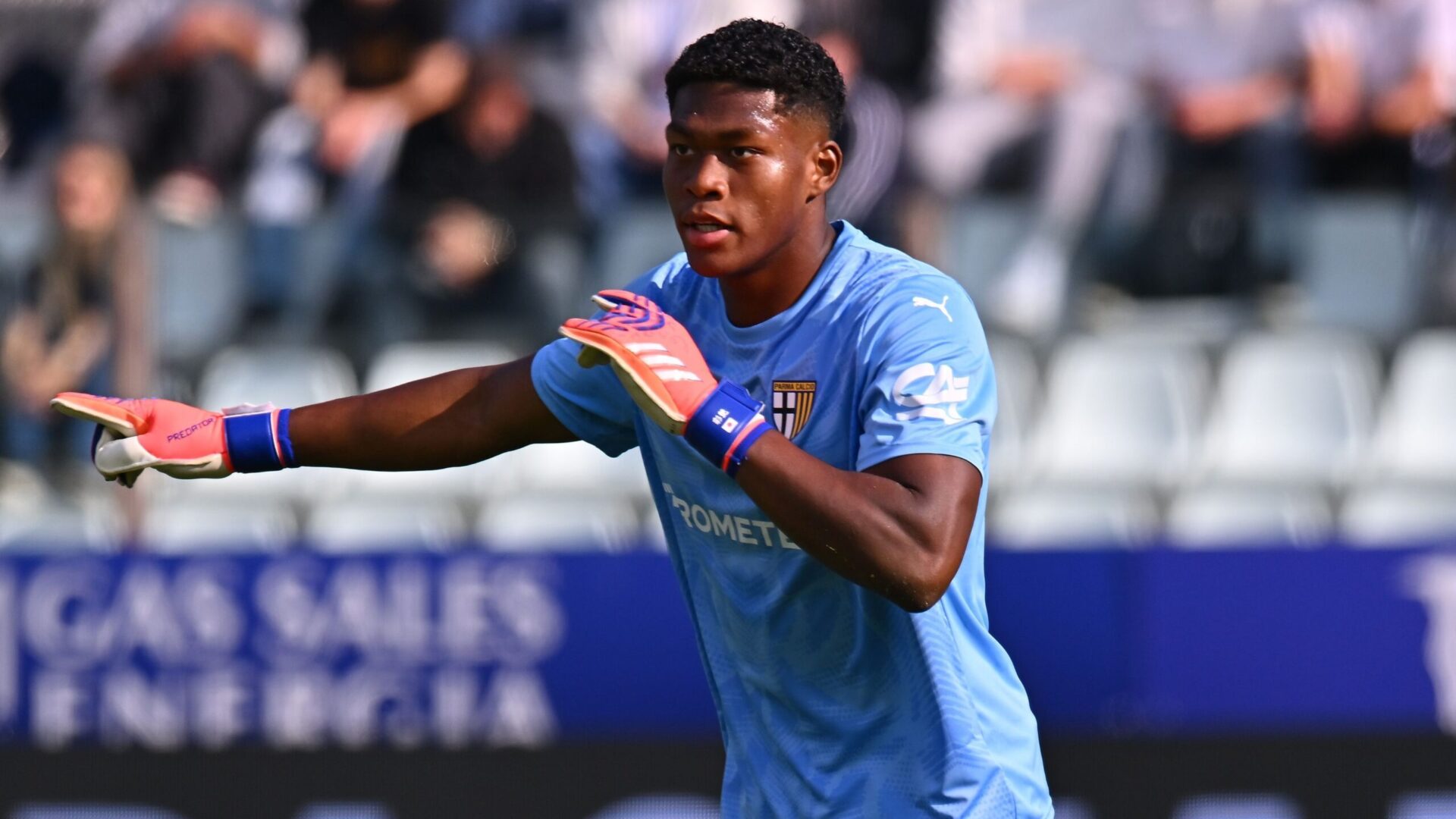 Zion Suzuki portiere Parma