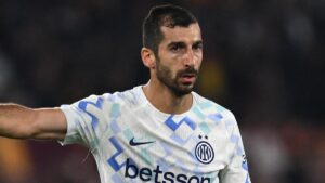 Mkhitaryan con la maglia dell'Inter