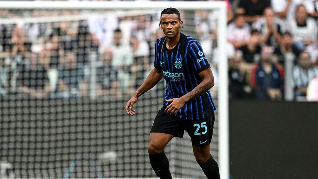 Manuel Akanji